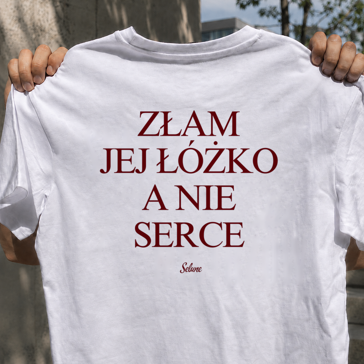 Złam Jej Łóżko a Nie Serce Biała